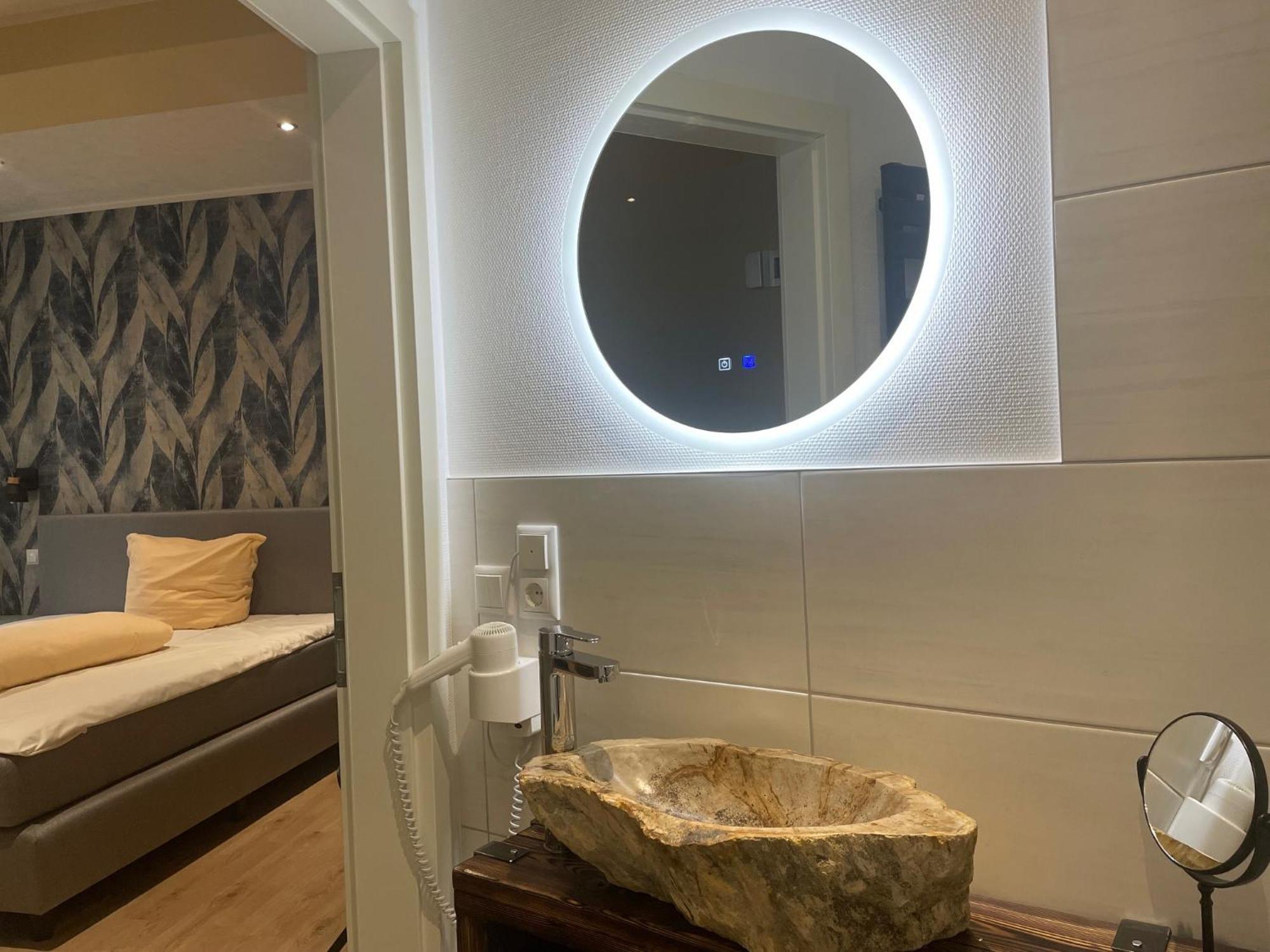 Hotel Rabenstein Raben Steinfeld Ngoại thất bức ảnh