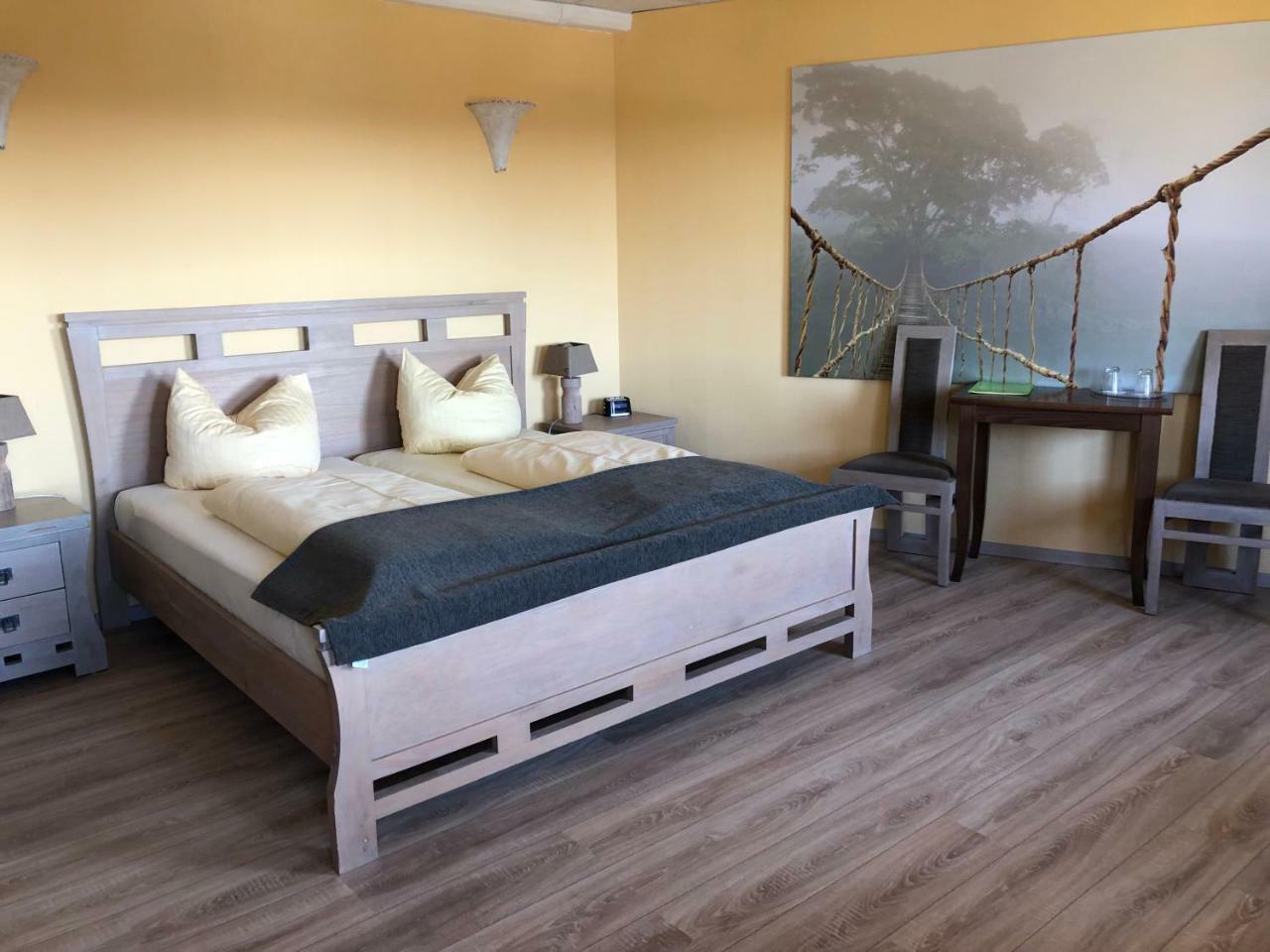 Hotel Rabenstein Raben Steinfeld Ngoại thất bức ảnh